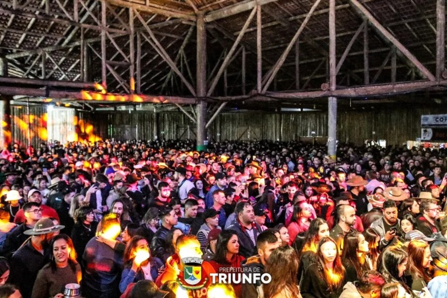 confira-como-foi-a-2-noite-de-shows-e-bailes-do-triunfo-em-festa-2023