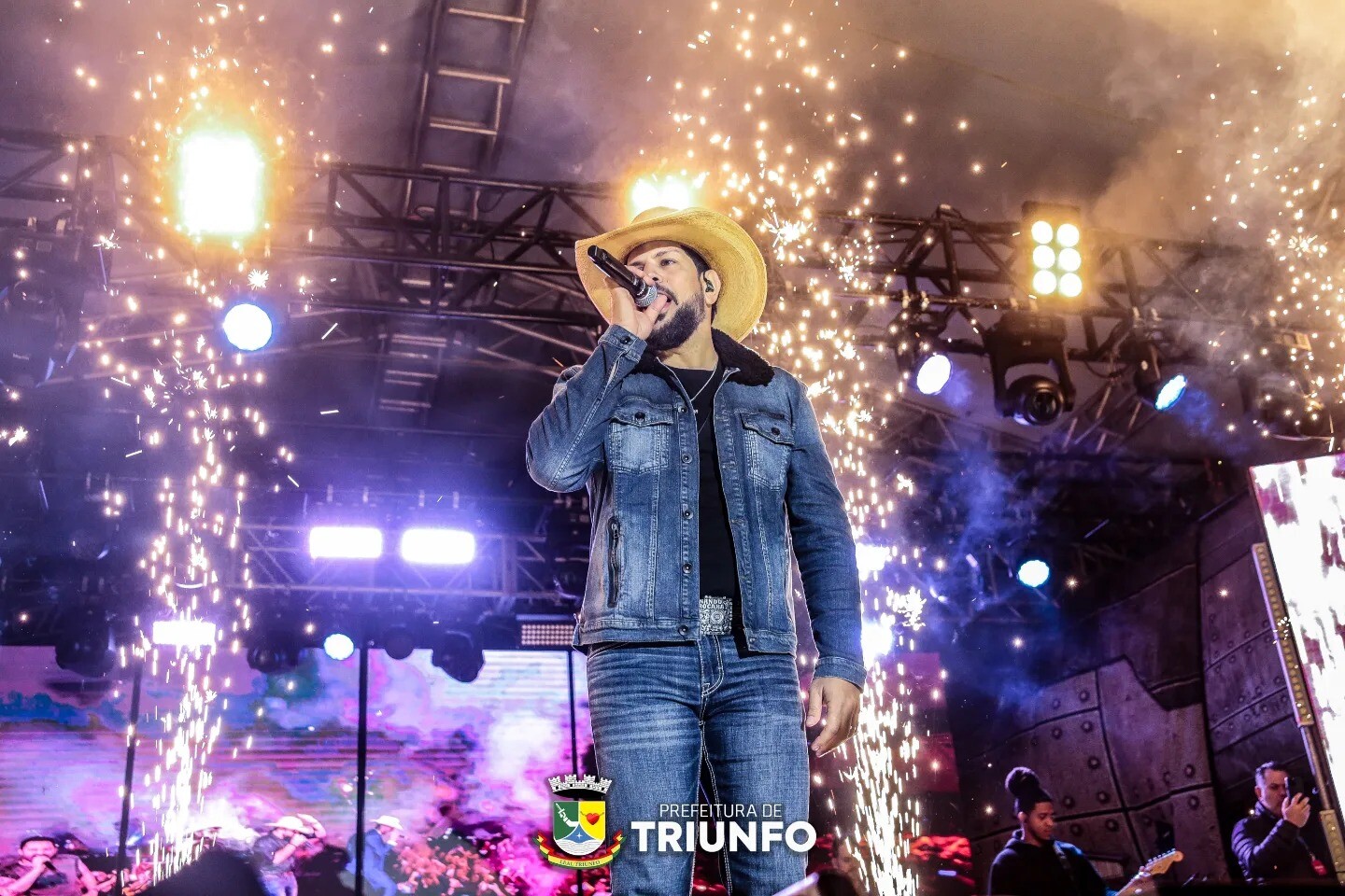 393347258_634255312213604_4791510274960429557_n (1).jpg