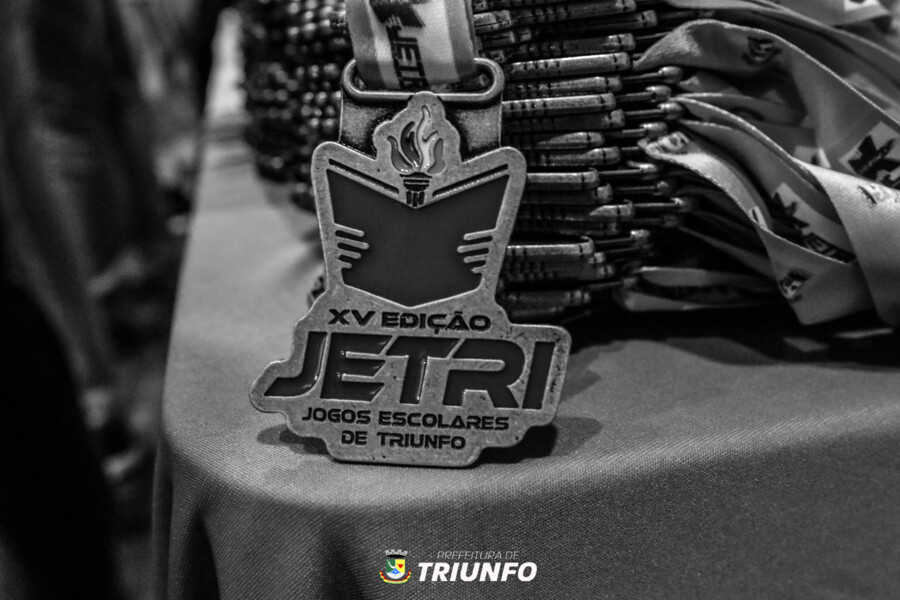 prefeitura-realiza-entrega-de-premiacao-do-jetri