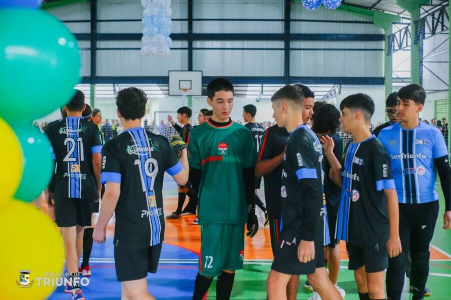 inauguracao-da-quadra-poliesportiva-professor-antonio-carlos-almeida-iracet-tonynho