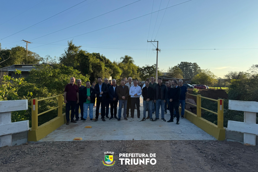 Município inaugura ponte e amplia acesso à comunidade da Praia Grande