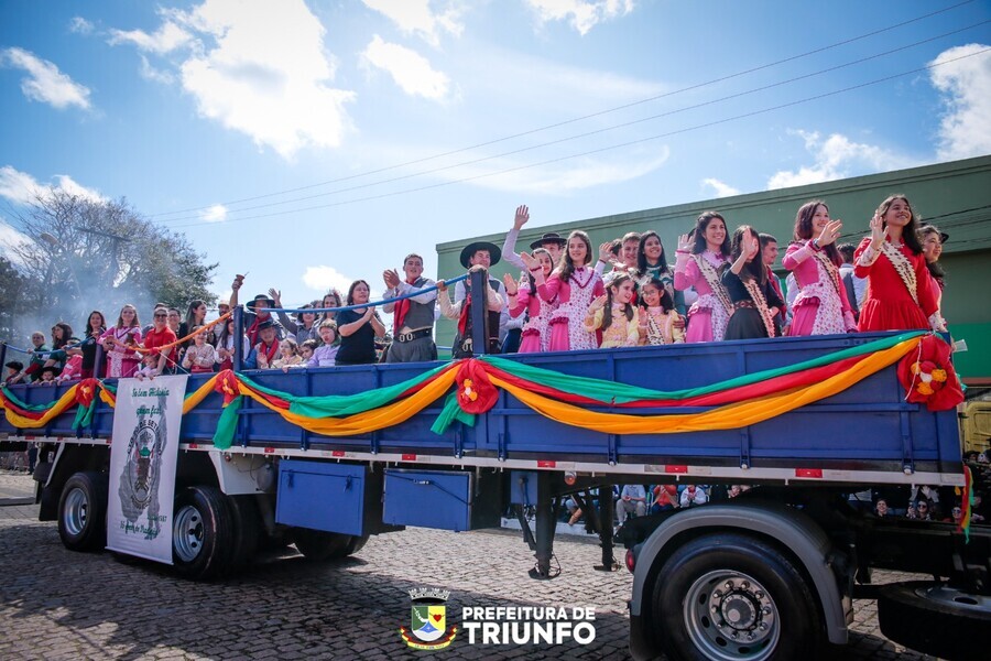 desfile-de-20-setembro-celebra-costumes-do-gaucho