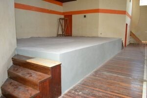 construido-novo-palco-no-ginasio-da-olaria